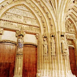 Cathedral of Santa María (Old Cathedral) - Vitoria-Gasteiz