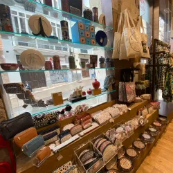Local Artisan Shops - Viznar