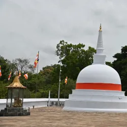 Ruwanwelisaya Stupa - Anuradhapura