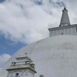 Ruwanwelisaya Stupa - Anuradhapura
