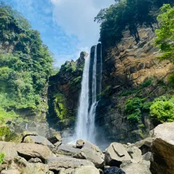 Laxapana Falls - Avissawella