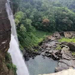 Laxapana Falls - Avissawella