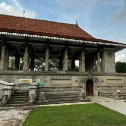 Independence Memorial Hall - Battaramulla