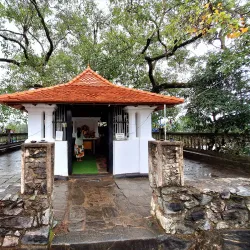 Gadaladeniya Temple - Gampola