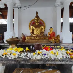 Gadaladeniya Temple - Gampola