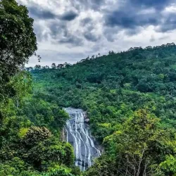 Kirimetiya Falls - Gampola