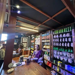 Tea Plantations around Gampola - Gampola