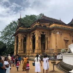 Kelaniya Raja Maha Vihara - Kiribathgoda