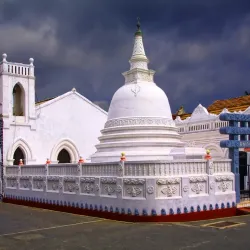 Sri Sudharmalaya Buddhist Temple - Kiribathgoda