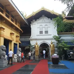 Gangaramaya Temple - Kotikawatta