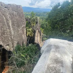 Aluvihare Rock Temple - Matale