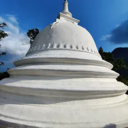 Aluvihare Rock Temple - Matale