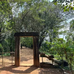 Nalanda Cave Temple - Matale