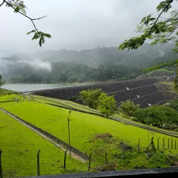Victoria Dam and Reservoir - Matale