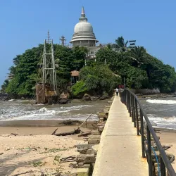 Parey Dewa (Rock Island) - Matara