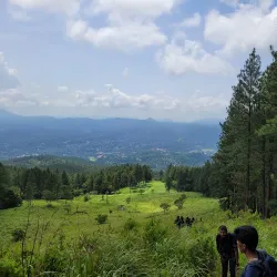 Hanthana Mountain Range - Nawalapitiya