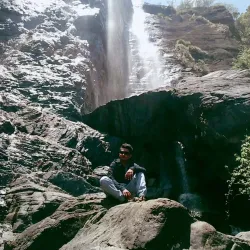 Lover's Leap Waterfall - Nuwara Eliya