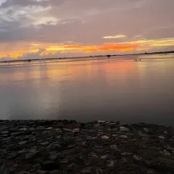 Point Pedro War Memorial - Point Pedro