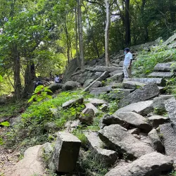 Ritigala Forest Monastery - Sigiriya