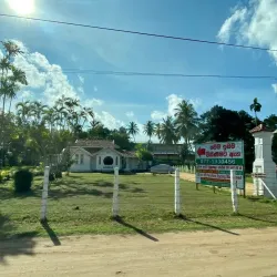 Wennappuwa Market - Wennappuwa