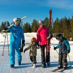 Outdoor Skiing and Snowshoeing Trails - Bullmark