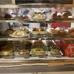 Local Cafés and Restaurants - Horred