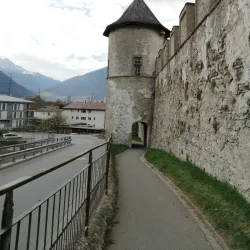 Burgruine Haldenstein (Haldenstein Castle Ruins) - Chur
