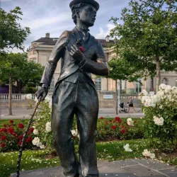 Charlie Chaplin Statue and Museum - Vevey