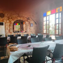 Traditional Mountain Cuisine Restaurants - Slinfah