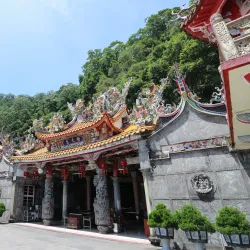 Lion's Head Mountain (Shitoushan) Scenic Area - Miaoli