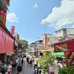 Pingxi Sky Lantern Experience - New Taipei City