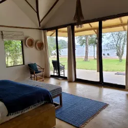 Rubondo Island National Park - Bunda