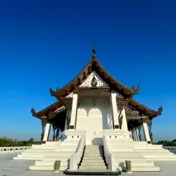 Wat Pa Ban Tat - Ban Phai