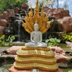 Wat Phra That Kham Kaen - Ban Phai