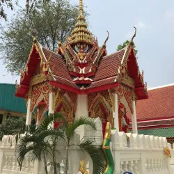 Wat Sala Daeng - Bang Buathong