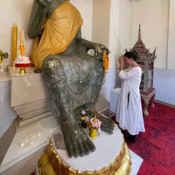 Wat Khao Angkhan - Buriram