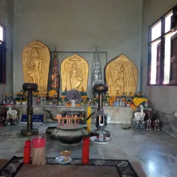 Wat Khao Angkhan - Buriram