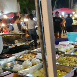 Cha-am Night Market - Cha-am