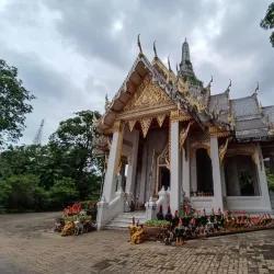 Chachoengsao City Pillar Shrine - Chachoengsao