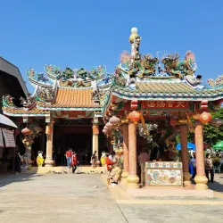 Chachoengsao City Pillar Shrine - Chachoengsao