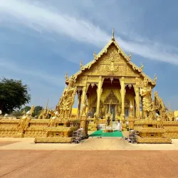 Wat Pak Nam Jolo - Chachoengsao