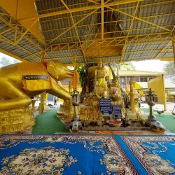 Wat Pak Nam Jolo - Chachoengsao