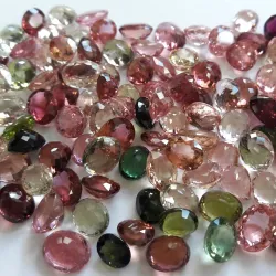 Chanthaburi Gemstone Market - Chanthaburi