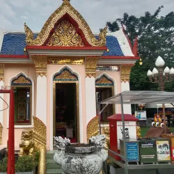 King Taksin Shrine - Chanthaburi