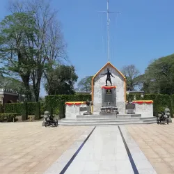 King Taksin Shrine - Chanthaburi