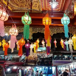 Chiang Mai Night Bazaar - Chiang Mai