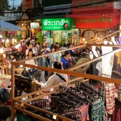 Sunday Walking Street Market - Chiang Mai