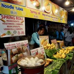 Sunday Walking Street Market - Chiang Mai