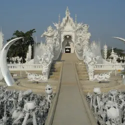 Wat Rong Khun (White Temple) - Chiang Rai