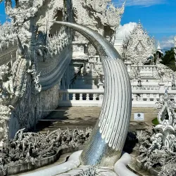 Wat Rong Khun (White Temple) - Chiang Rai